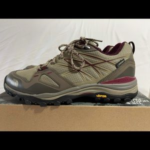 Brand new Women’s hedgehog fast pack GTX Hiking shoes
